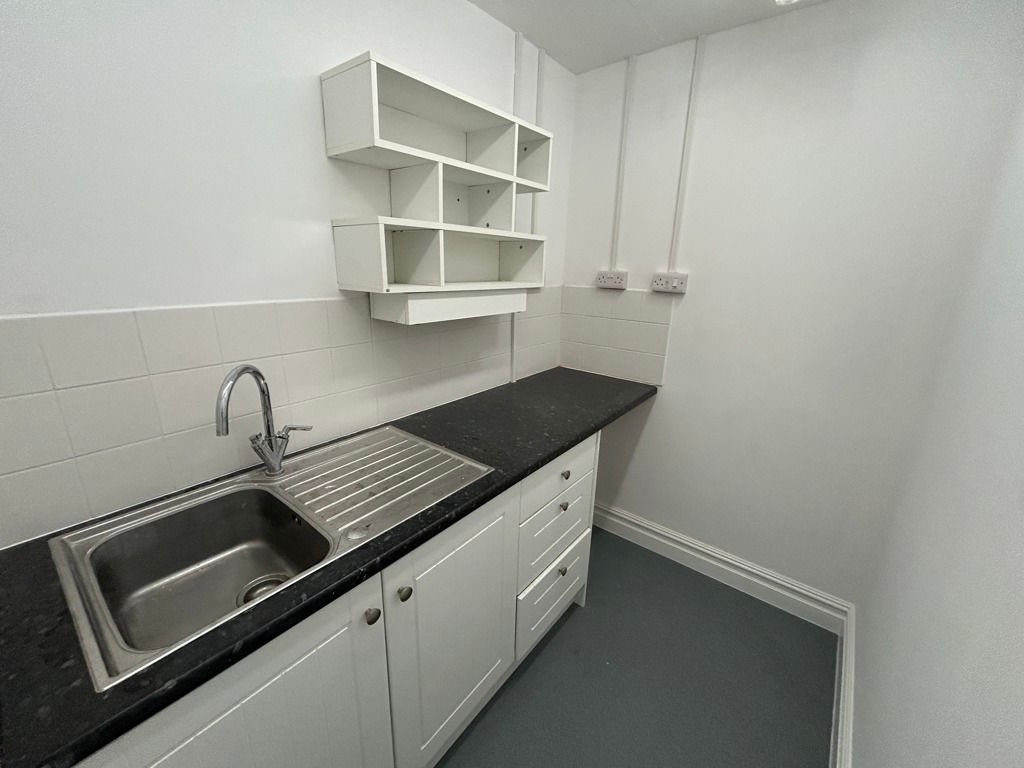 Property photo 3 of 9 Photo 3