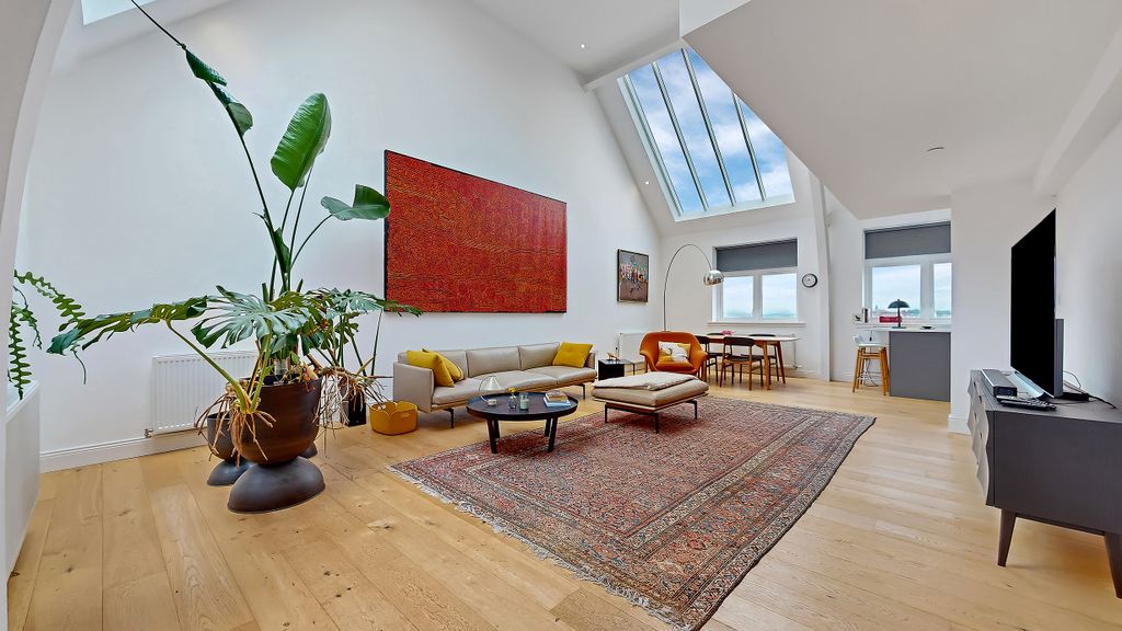 Property photo 2 of 43 34-Print-15 Cecil Street Flat 4.2_26