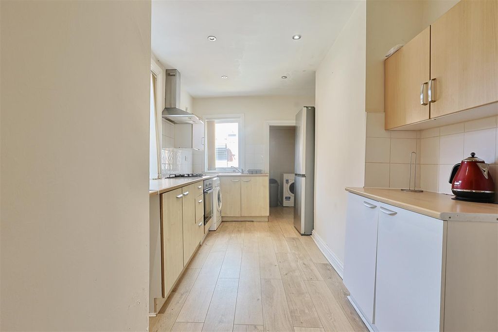 Property photo 1 of 13 C4Accb61-40E6-4A2C-B4F7-9Df9C66Ff09F_1_201_A.Jpeg