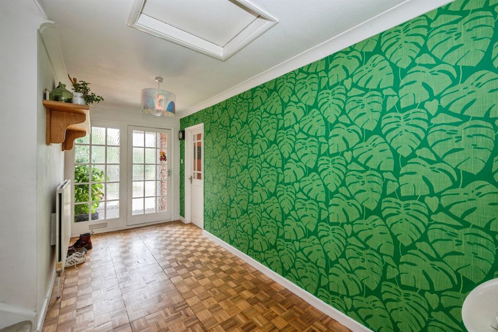 Property photo 2 of 30