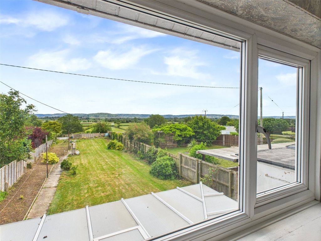 Property photo 2 of 19 Picture No. 01