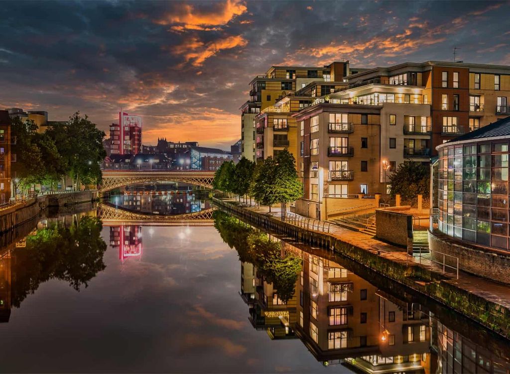 Property photo 1 of 7 Leeds 2.Jpg