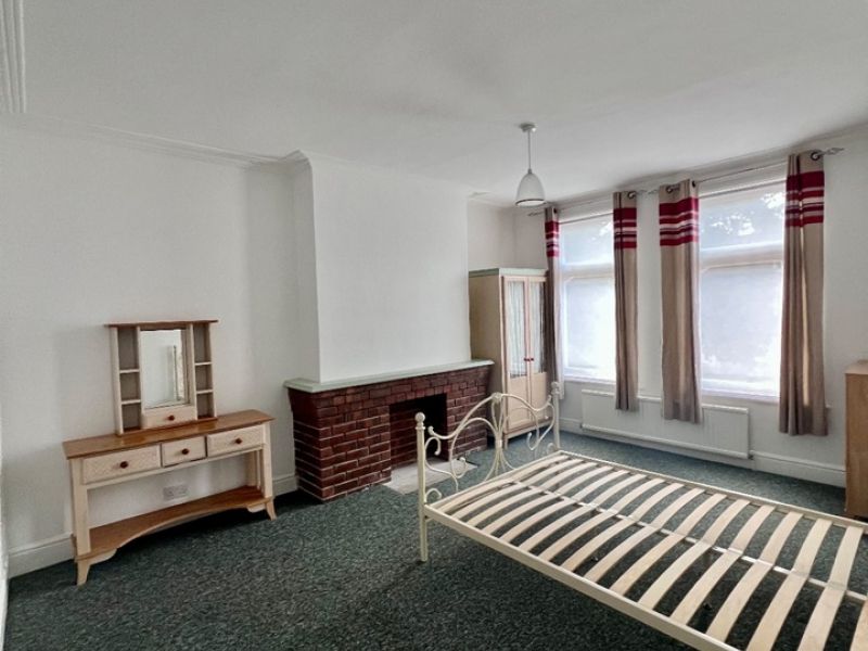 Property photo 2 of 4