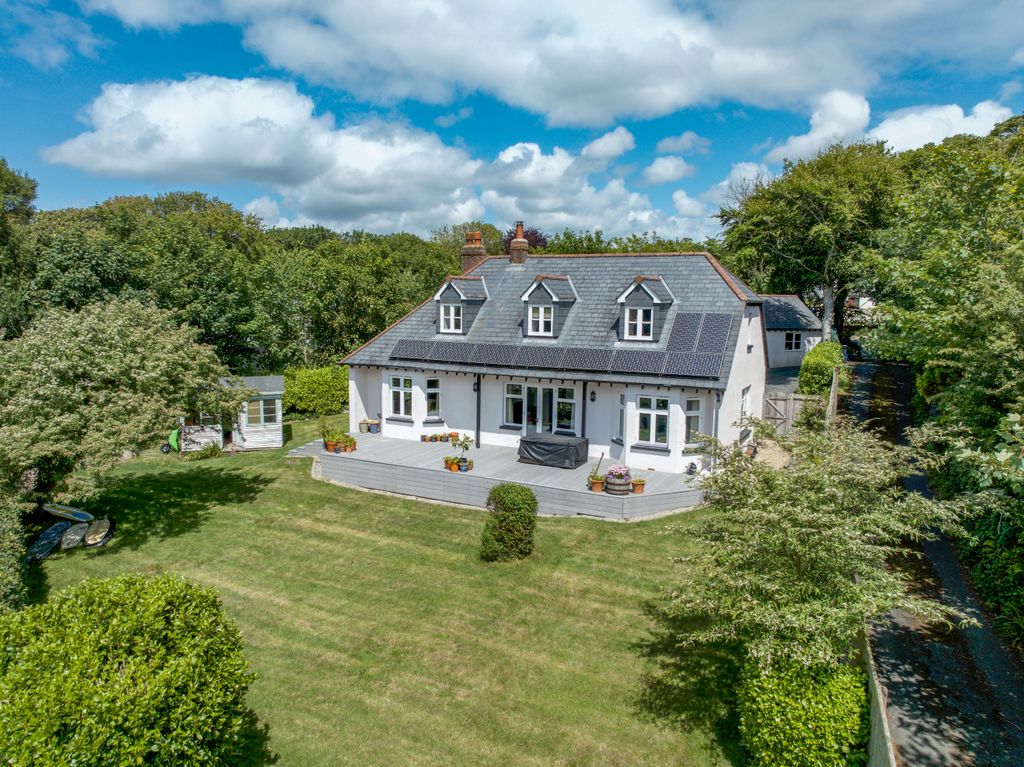 Property photo 1 of 26
