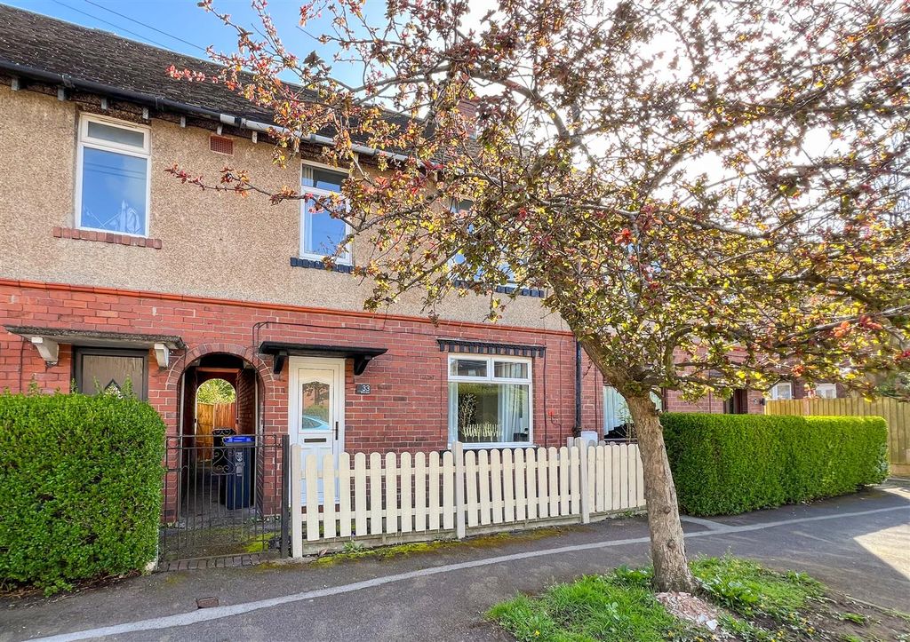 Property photo 1 of 14 Frontage