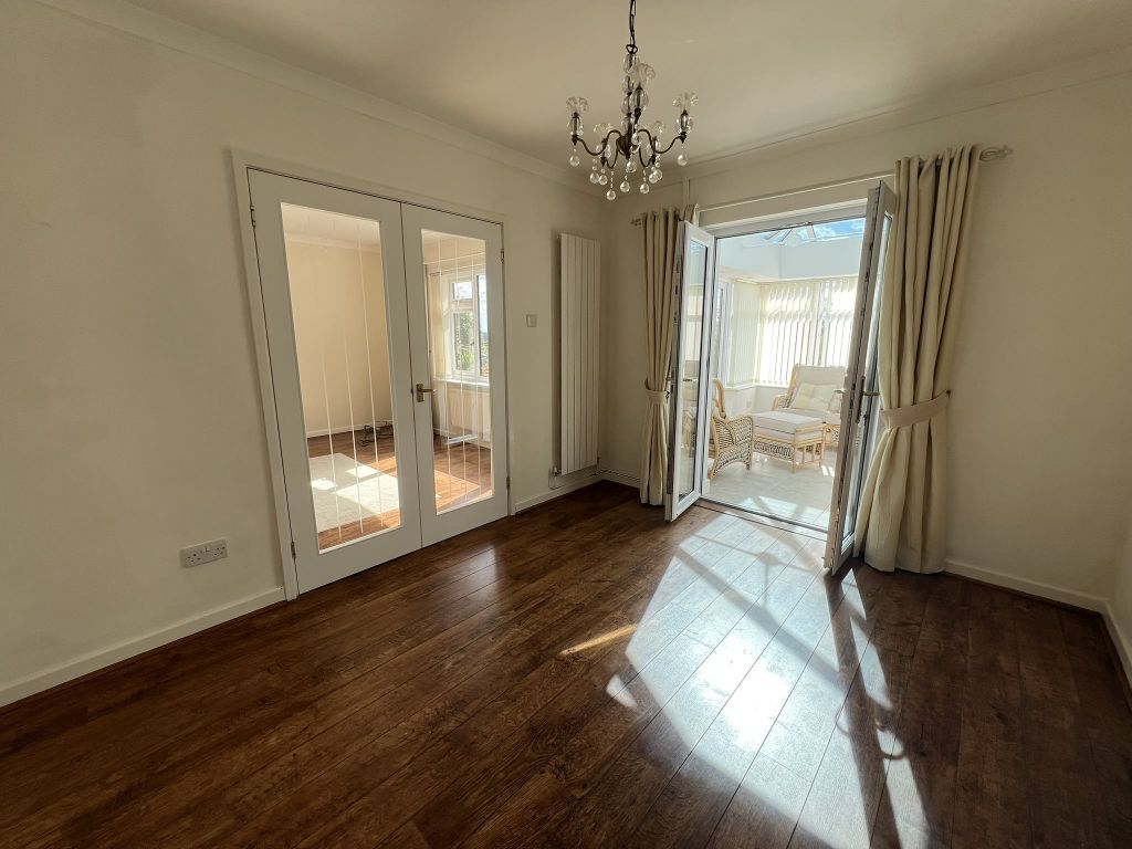 Property photo 3 of 17 Img_3694
