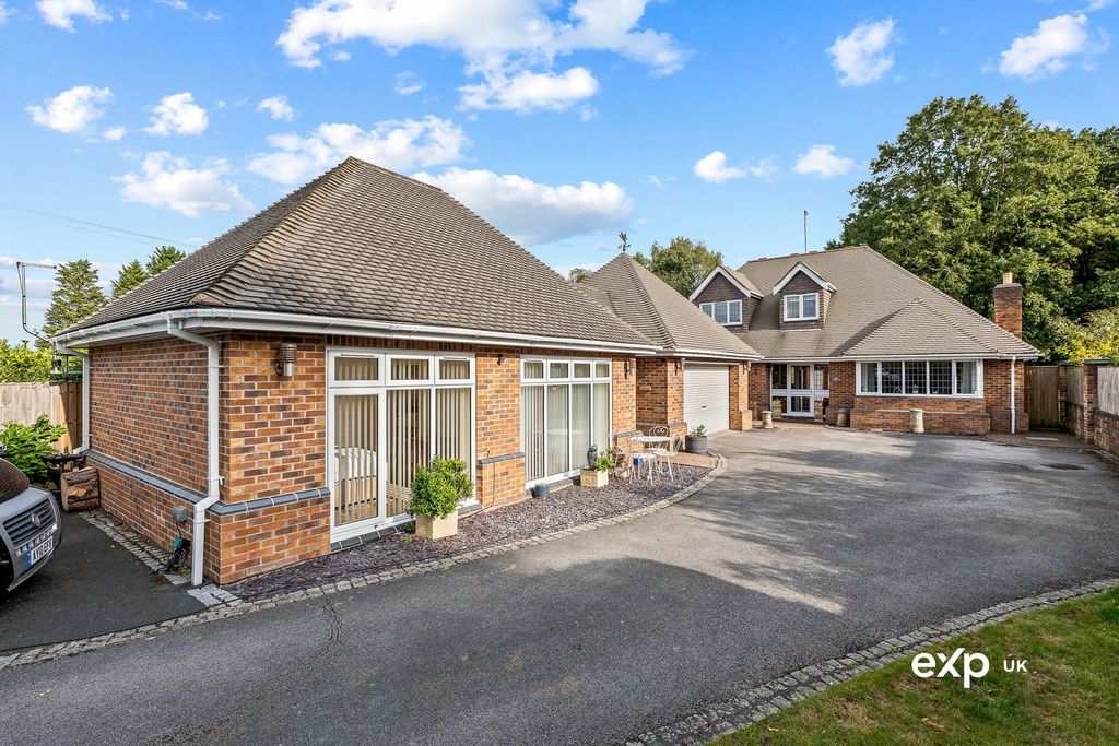 Property photo 2 of 46