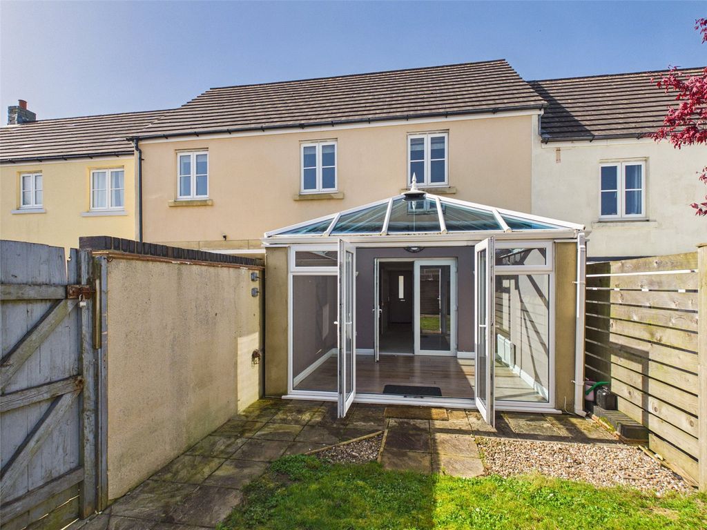 Property photo 2 of 20 Picture No. 15