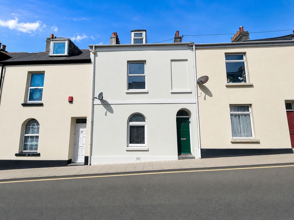 Property photo 1 of 12