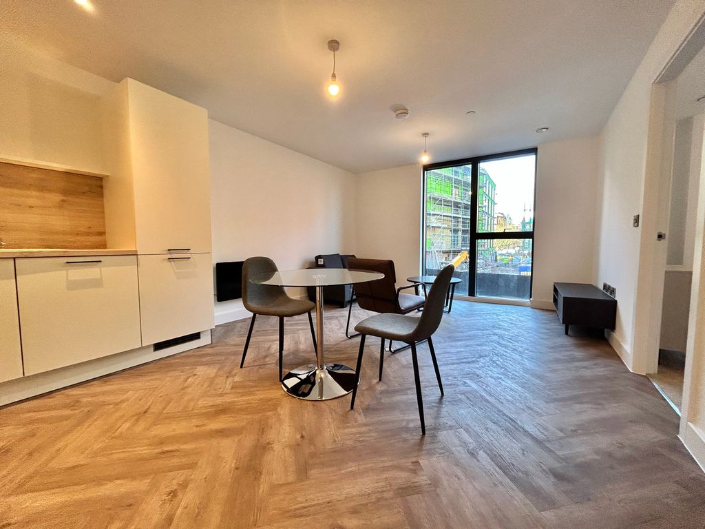 Property photo 1 of 5 Living Room