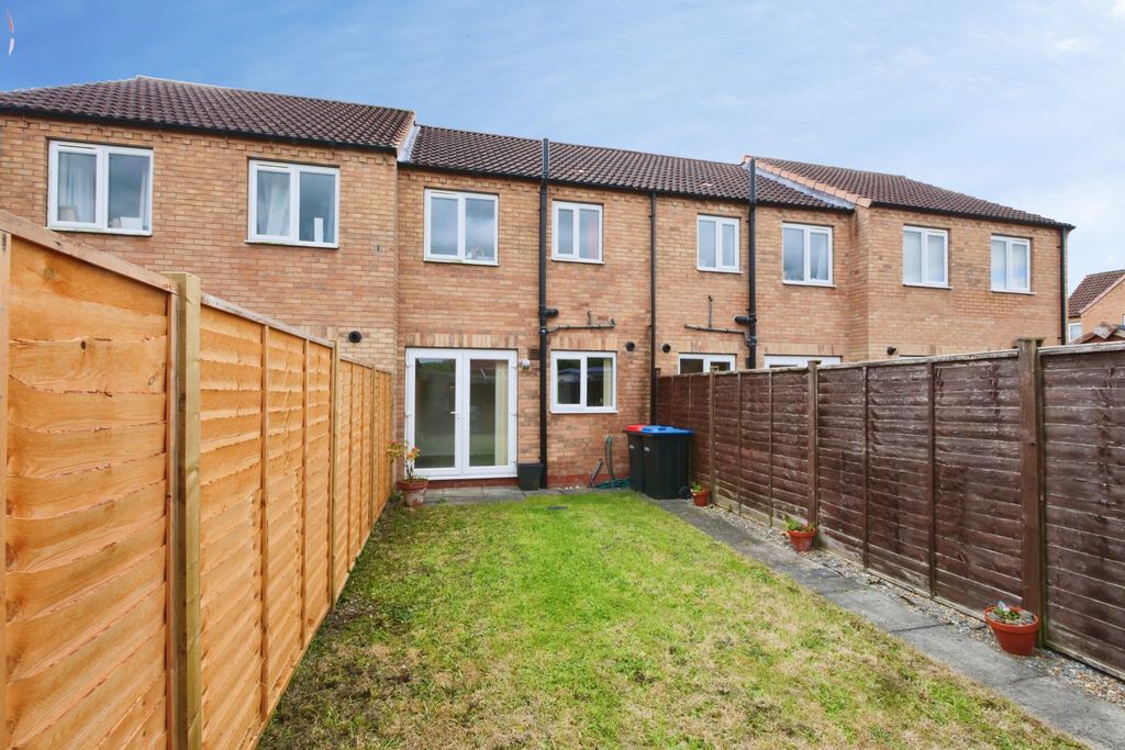 Property photo 2 of 15 Pnmb0556