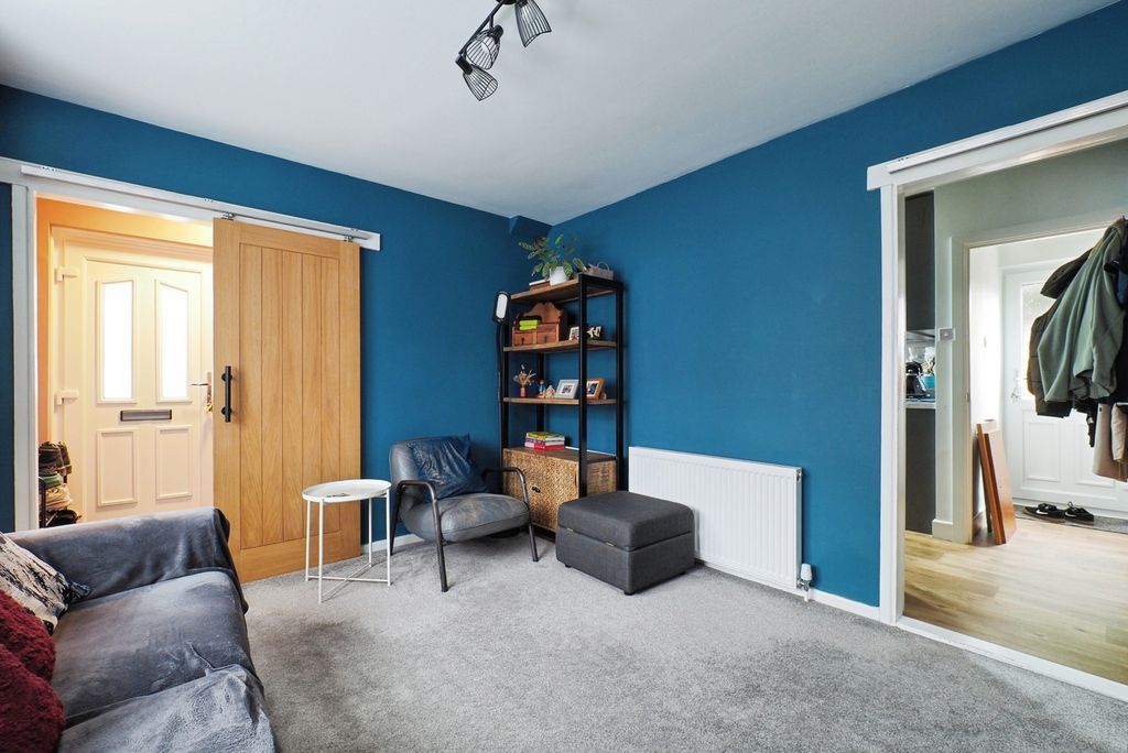 Property photo 2 of 18 Pbox-Img.Jpg