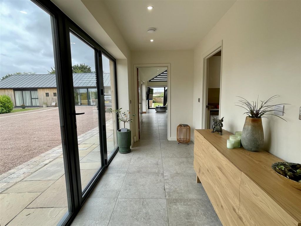 Property photo 2 of 44 Reception Hall