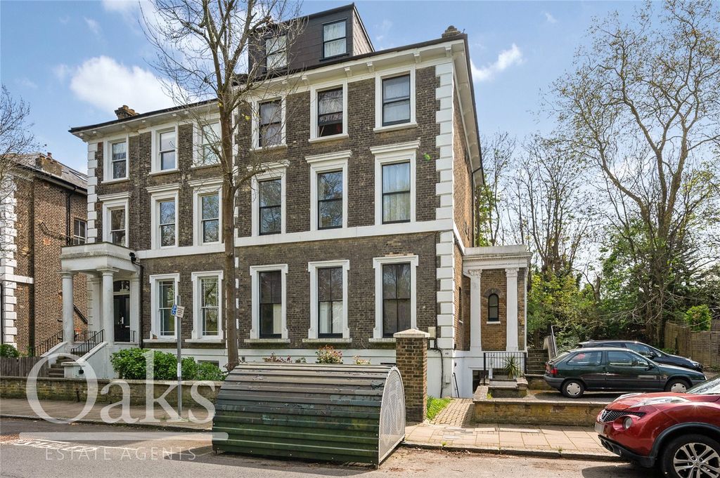 Property photo 1 of 11 Picture No. 24