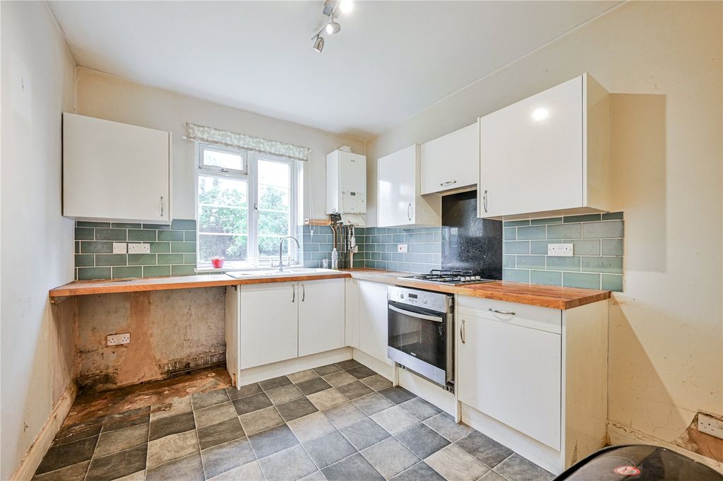 Property photo 3 of 14 Picture No. 01