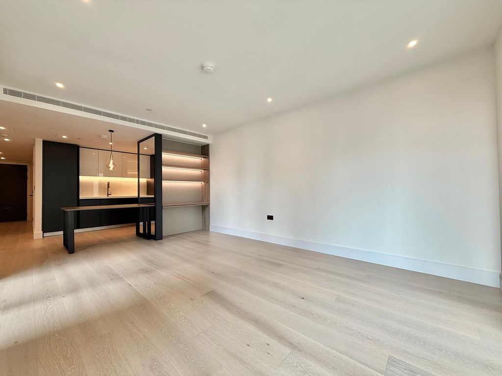 Property photo 2 of 20 Gallery