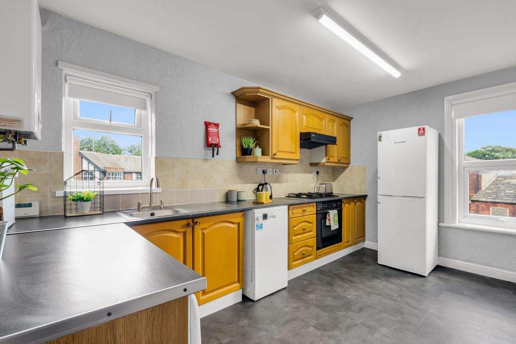 Property photo 3 of 7 Property Photo