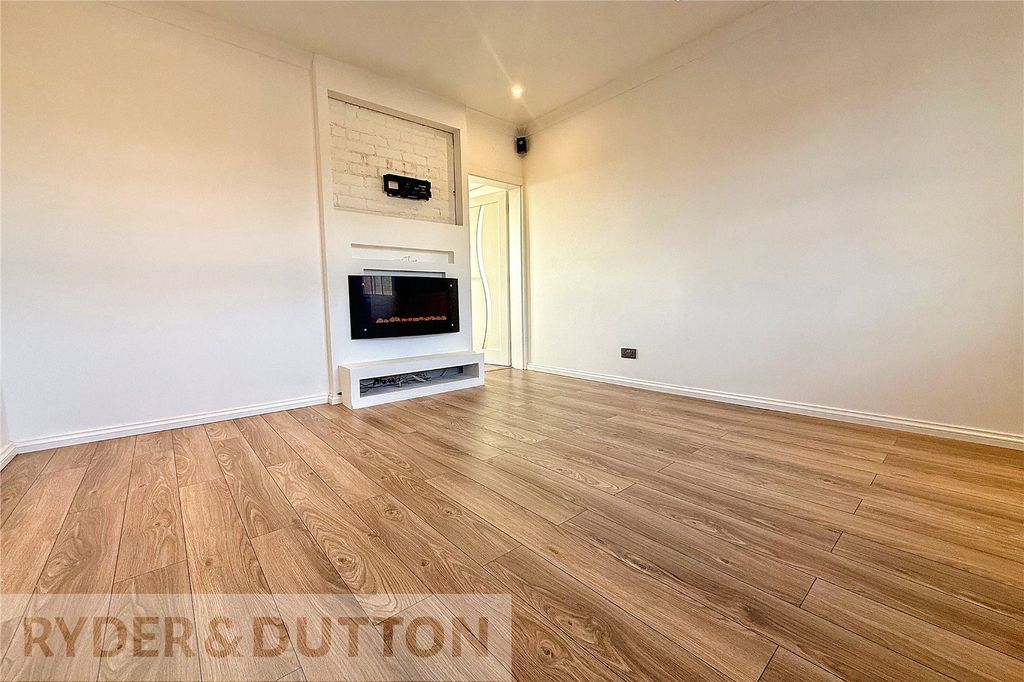 Property photo 3 of 12 Living Room