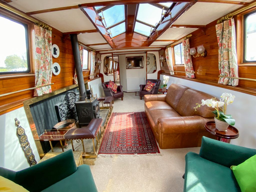 Property photo 2 of 13 Img_0528