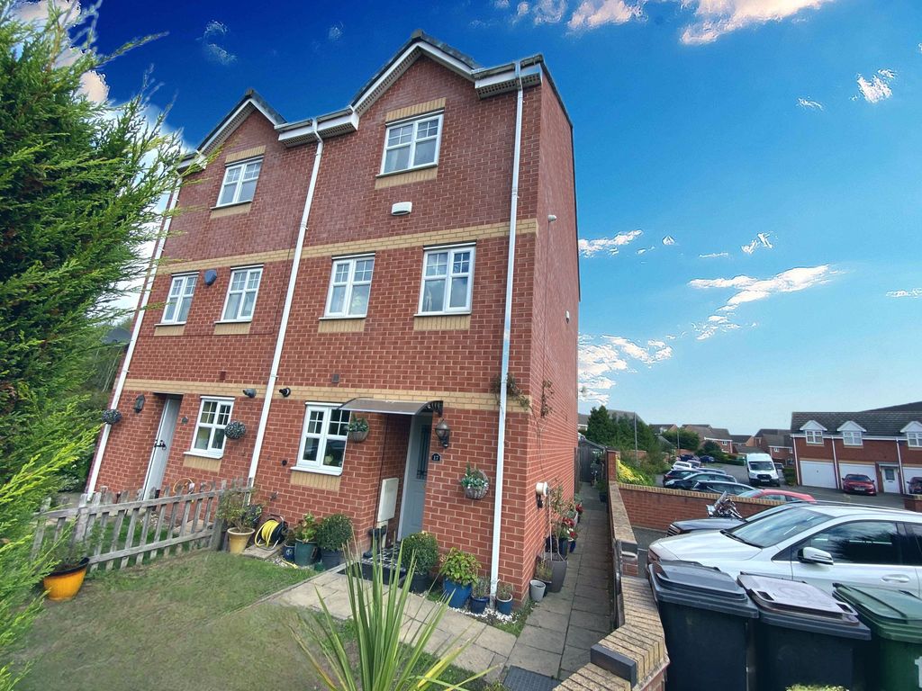 Property photo 2 of 32 Front