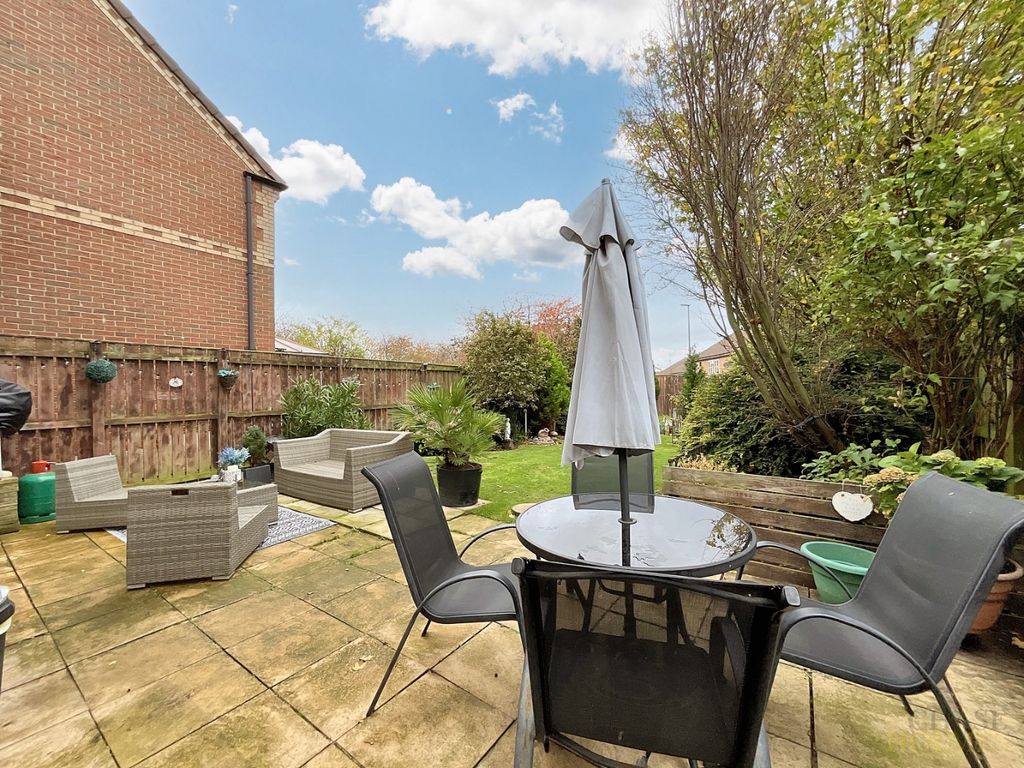 Property photo 1 of 22 4633222