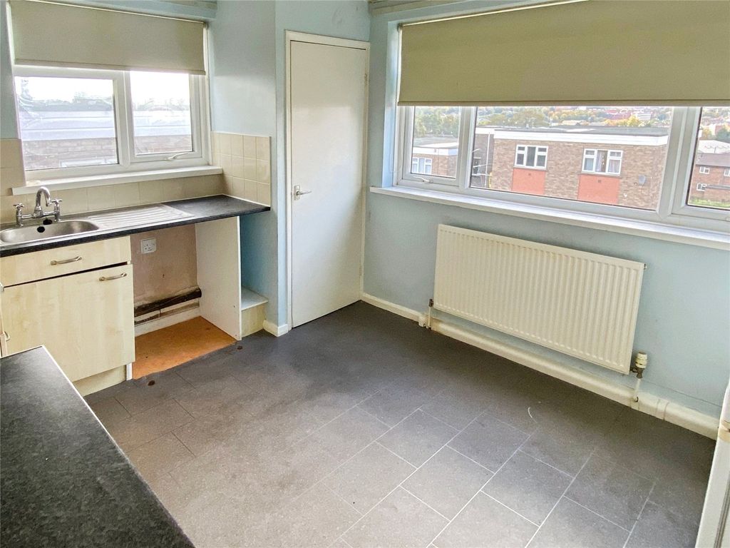 Property photo 3 of 8 Picture No. 05
