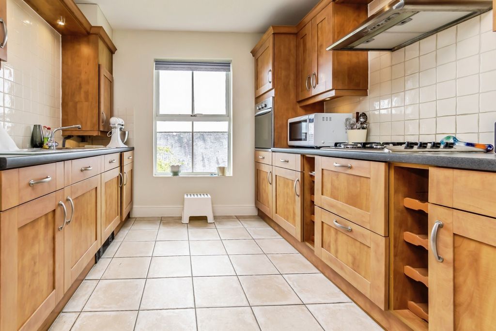 Property photo 3 of 16 Pbox-Img.Jpg