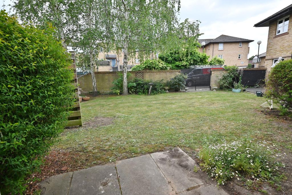 Property photo 3 of 10