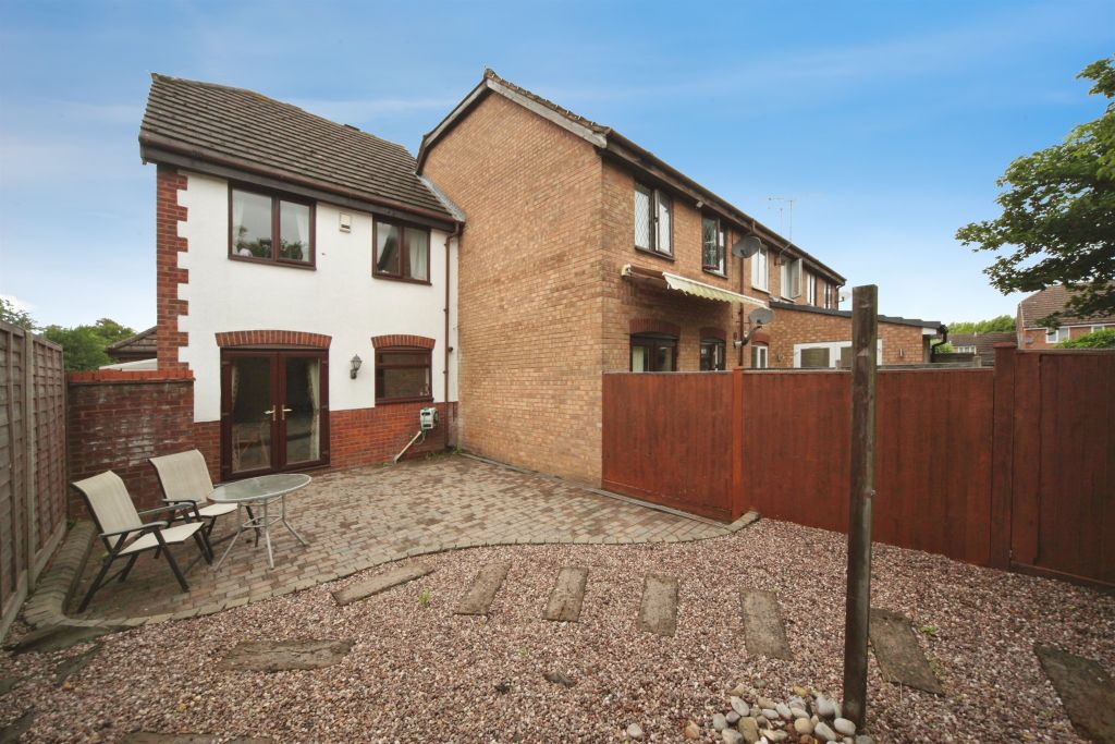 Property photo 2 of 11