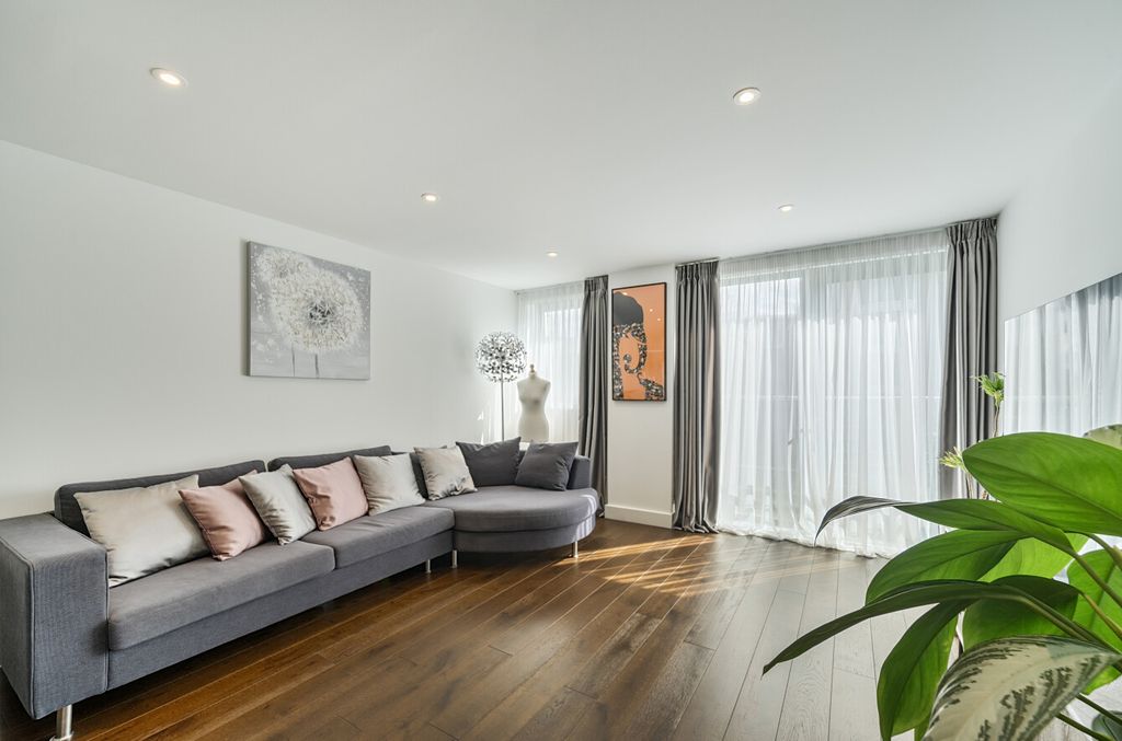 Property photo 1 of 22 1342387-10-68Bc53...