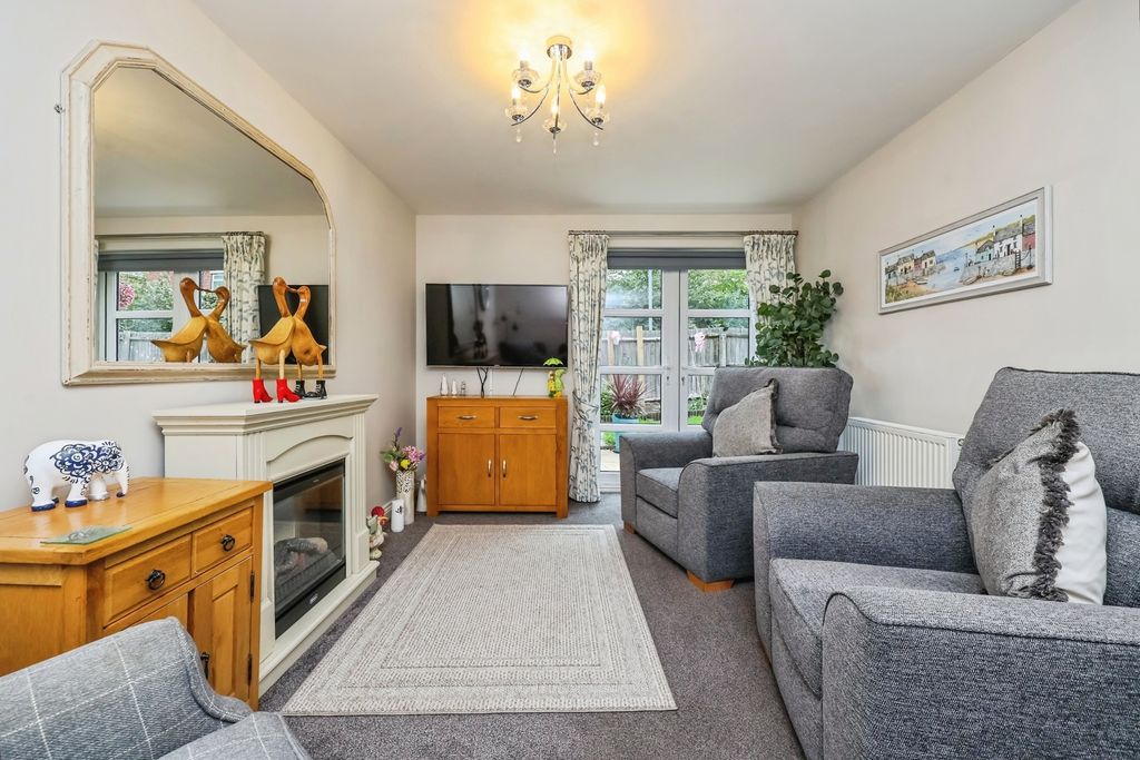 Property photo 2 of 14 Pbox-Img.Jpg
