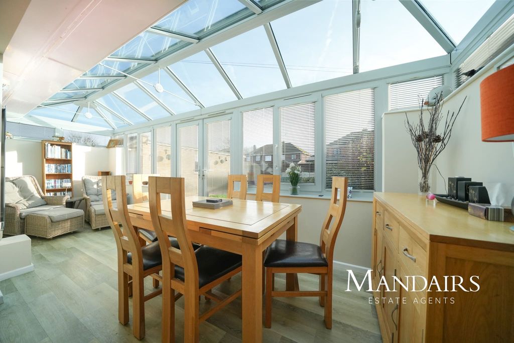 Property photo 3 of 23