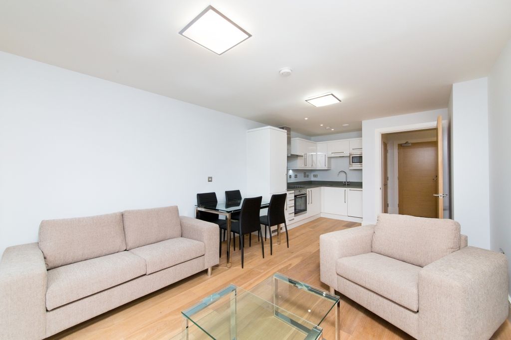 Property photo 1 of 6 Lounge
