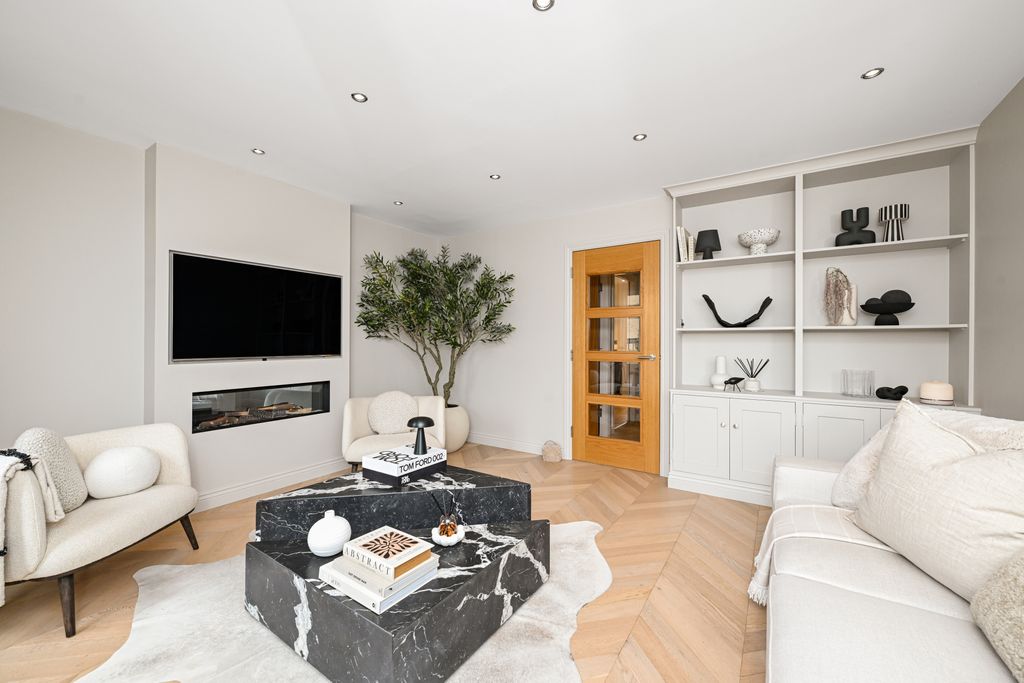 Property photo 3 of 23 Property Image 3