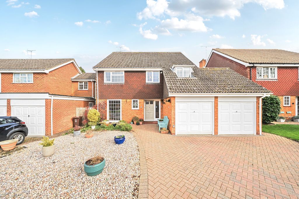 Property photo 1 of 16