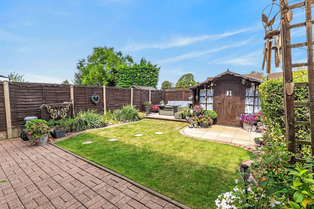 Property photo 2 of 26
