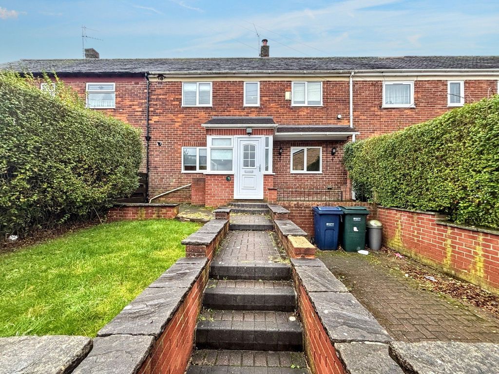 Property photo 1 of 2