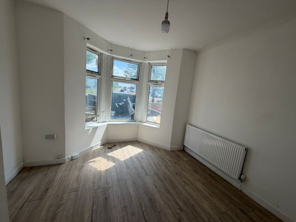 Property photo 1 of 2