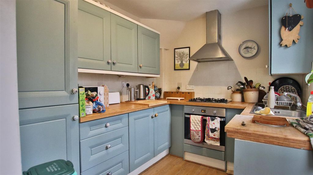 Property photo 2 of 12 Img_1530.Jpg