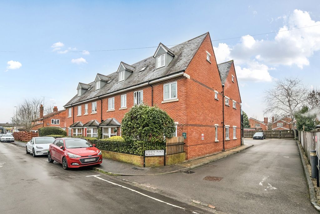 Property photo 1 of 17 1401103-23-696E15...