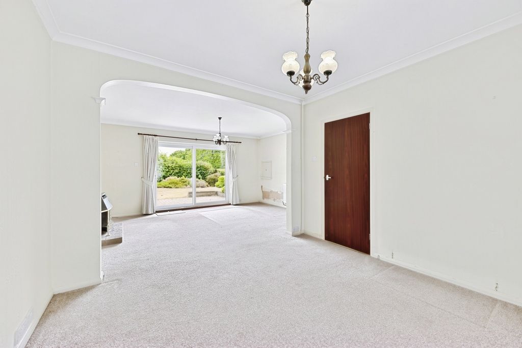 Property photo 2 of 15 Pbox-Img.Jpg