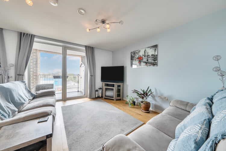 Property photo 1 of 19