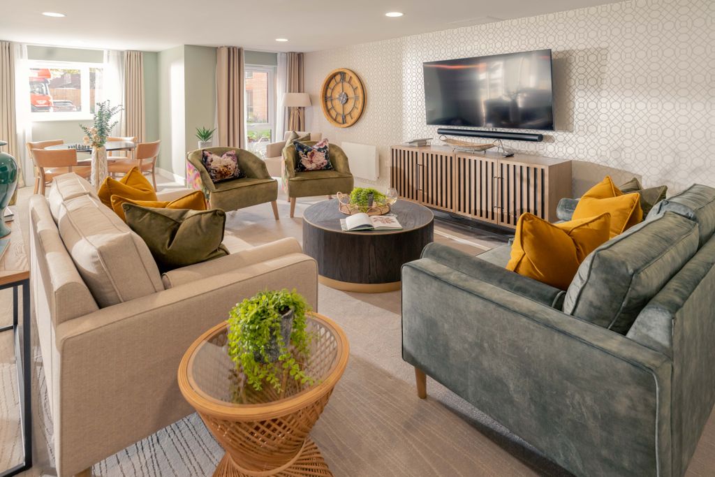 Property photo 3 of 15 Communal Lounge