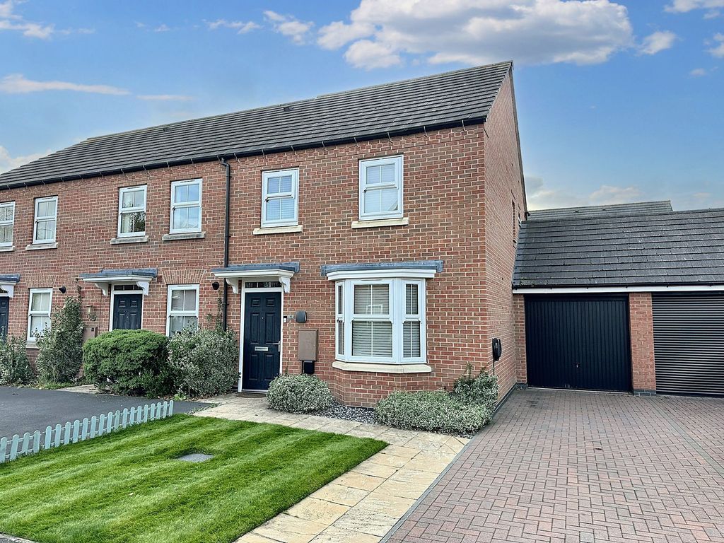 Property photo 1 of 14 Front Aspect