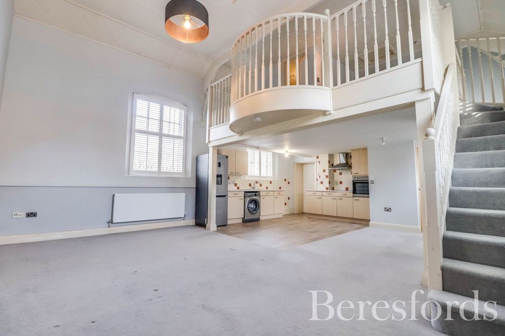 Property photo 2 of 14 Picture No. 36