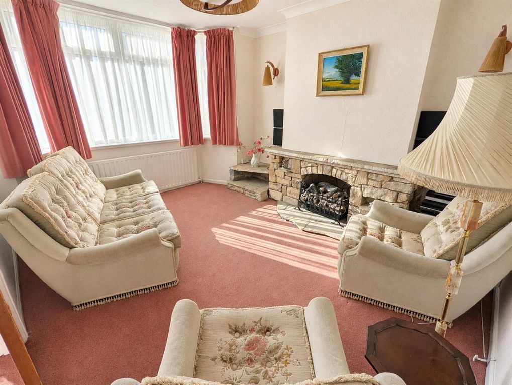 Property photo 2 of 31 002.Jpg