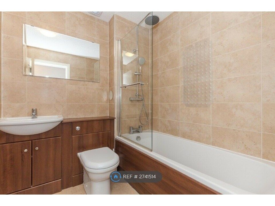 Property photo 2 of 12 Main Bathroom