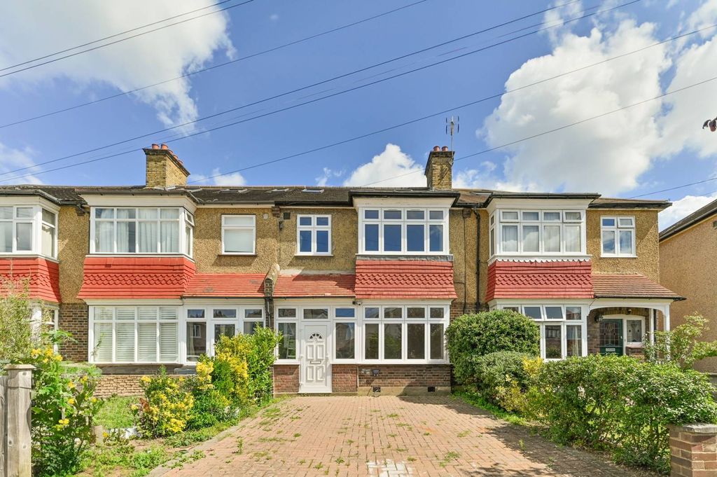 Property photo 2 of 24