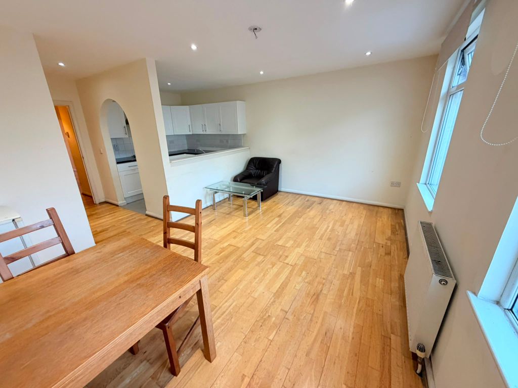 Property photo 3 of 8