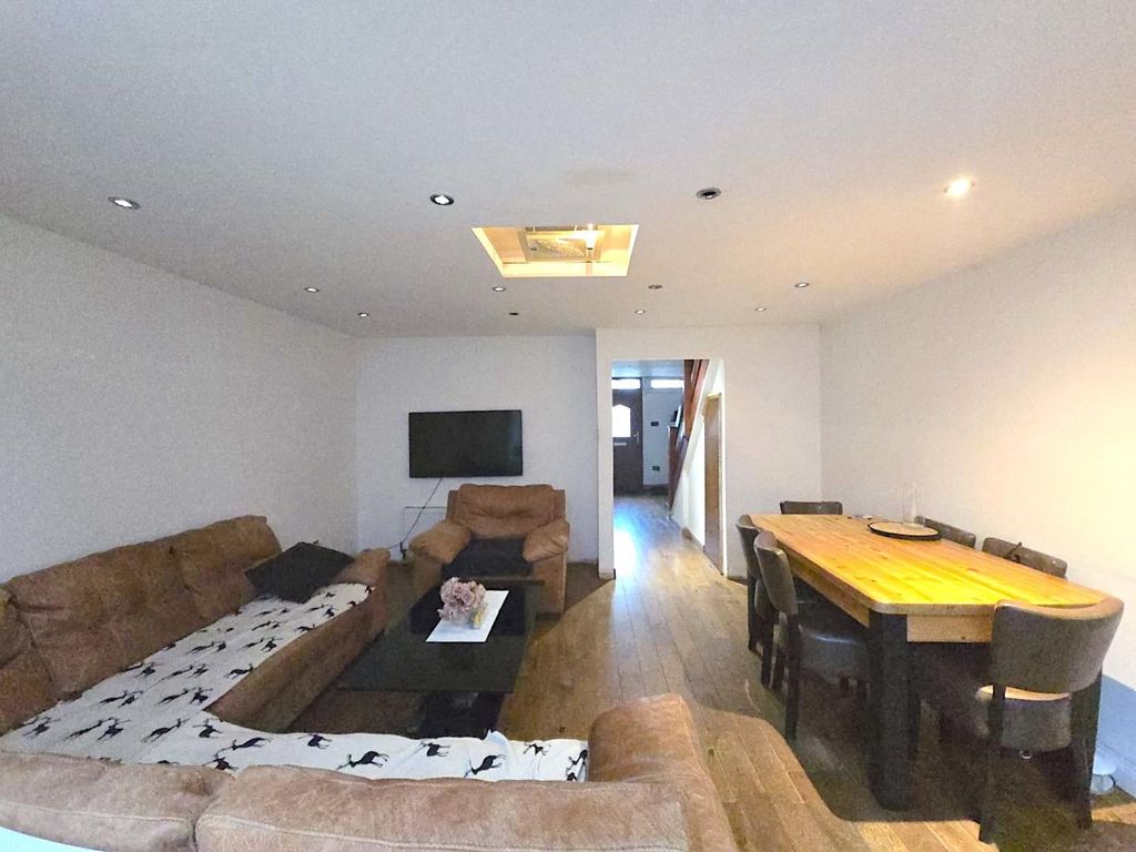 Property photo 3 of 15 Whapp Image 2025-11-14 At 12.22.29.Jpeg